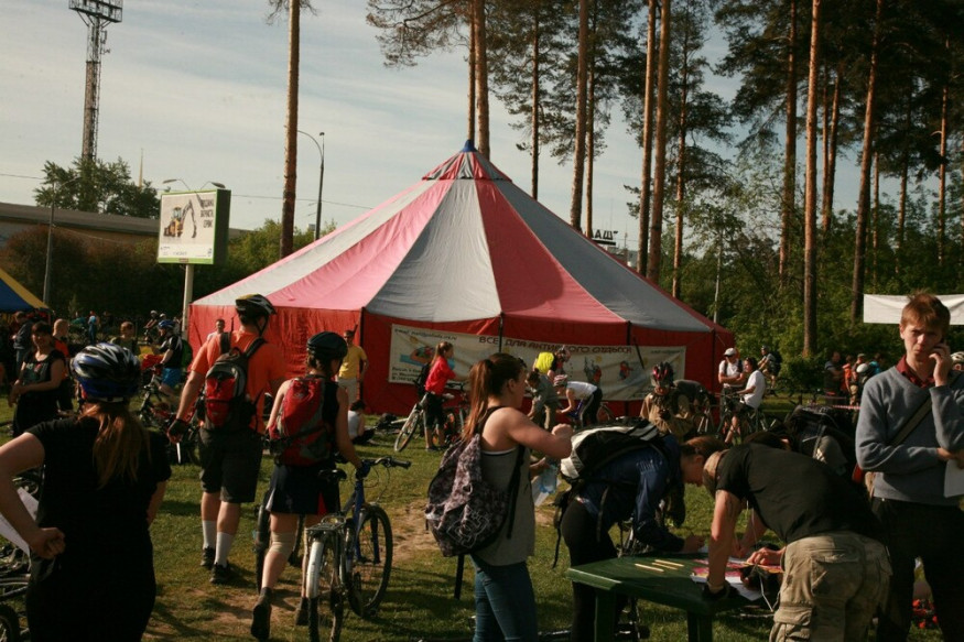 Мега-палатка Век d 15